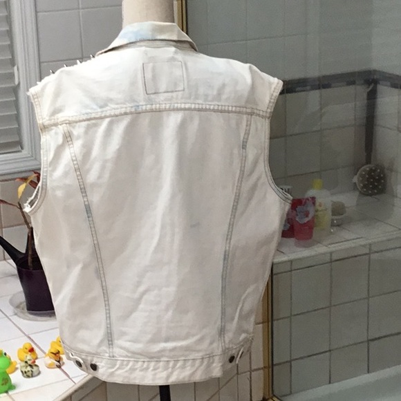 LF STORE-LEVIS DENIM STUDDED VEST - Picture 4 of 8
